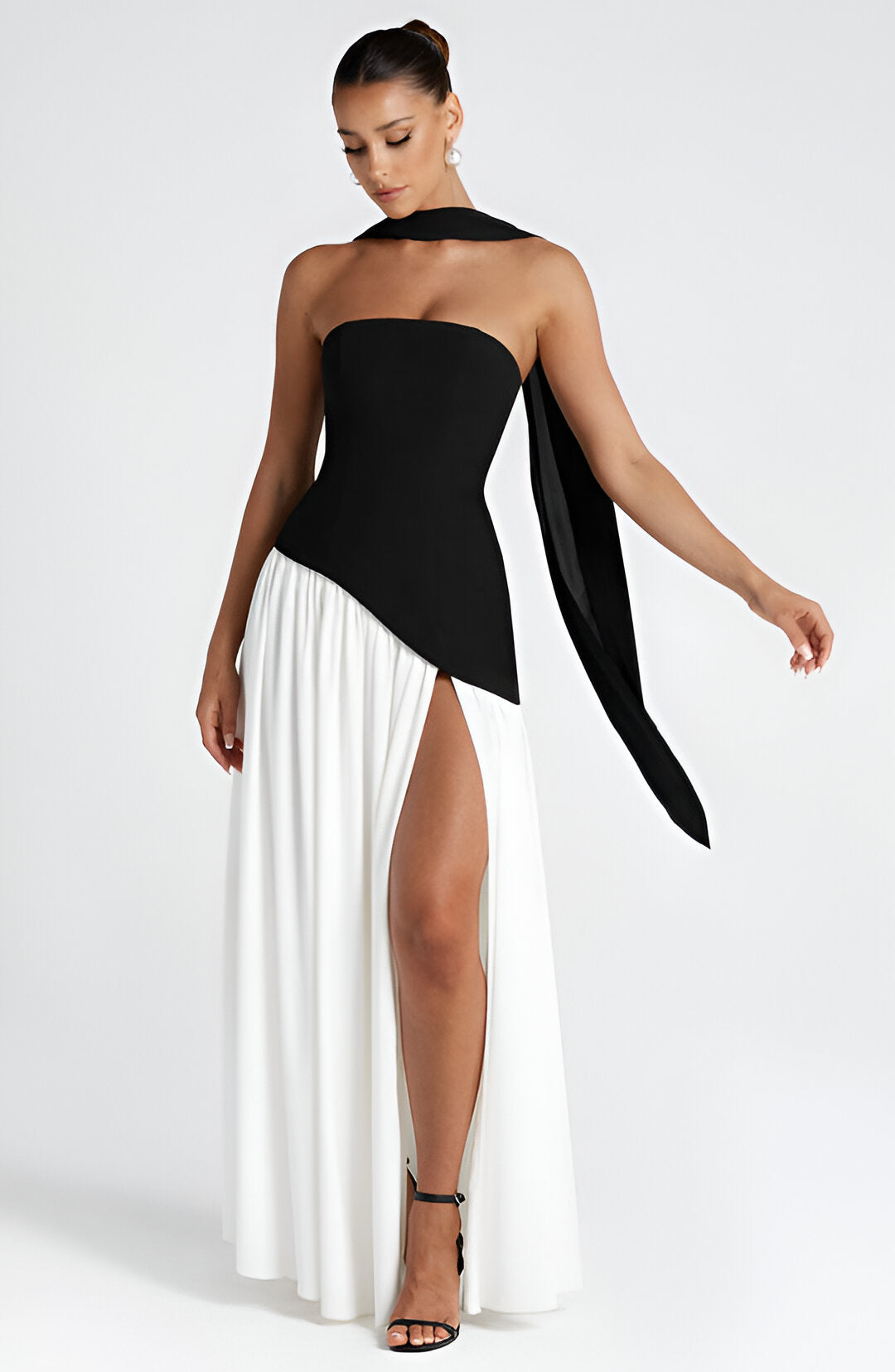 Liva | Elegant, classy long dress