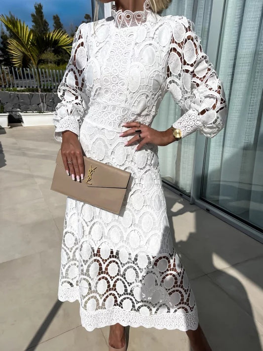 Victoria | Glamorous Lace Dress