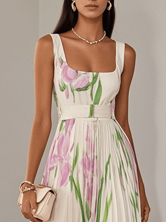Mirrin | Flowing Floral Maxi Dress