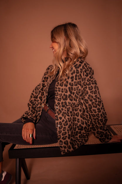 Demi | Trendig Jacka med Stilren Look